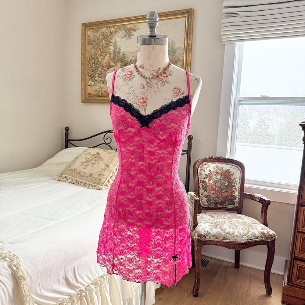 pink lace mini dress  Y2K George hot pink‎ lace mini dress size xl